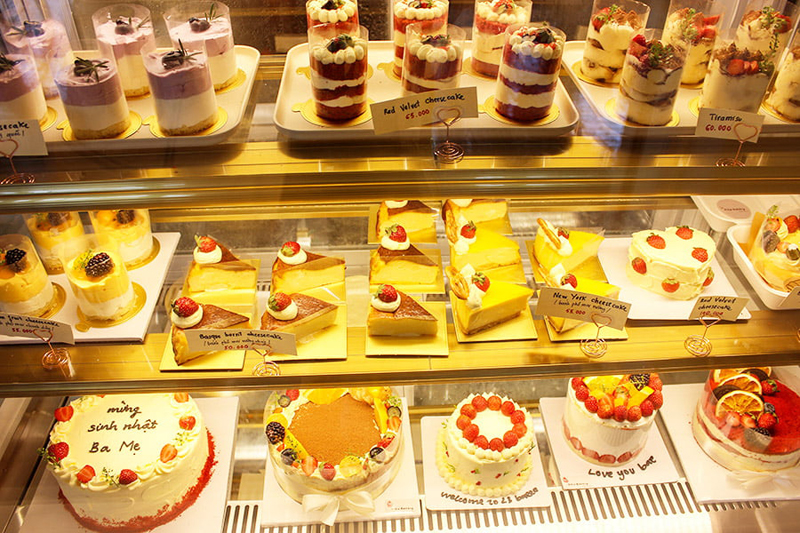 Tủ trưng bày bánh kem Snow Village GB-300-4L.Z - Hàng chính hãng