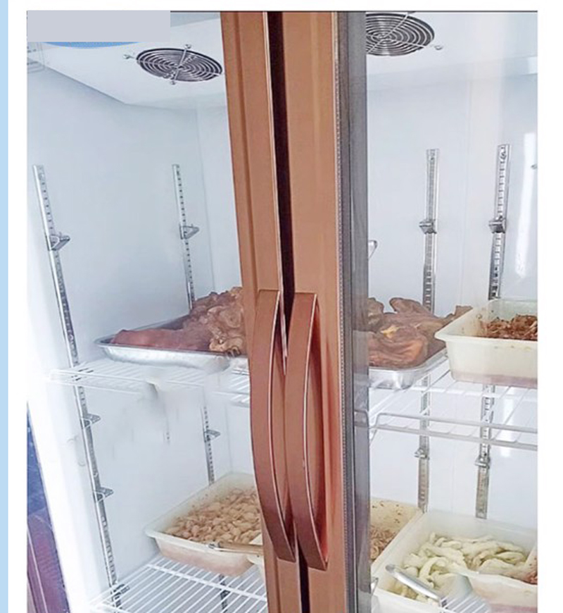 Tủ mát trưng bày cánh kính Snow Village LC-1200H - Hàng chính hãng