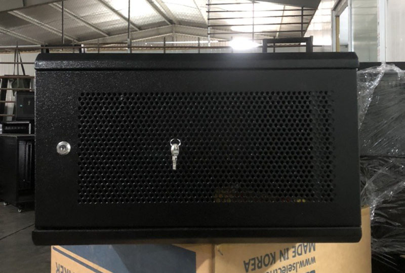 Tủ mạng treo tường cánh lưới NV-6U400 - Hàng chính hãng
