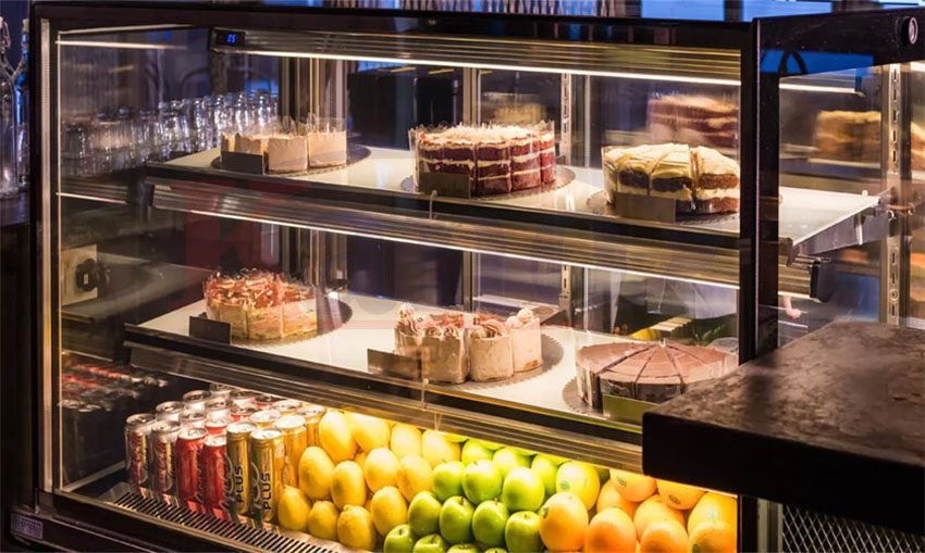 Tủ trưng bày bánh kính vuông 2m4 Berjaya RCS24SB13-2FB - Hàng chính hãng