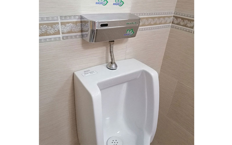 Van xả nước cảm ứng Smartech ST-V300 - Hàng chính hãng