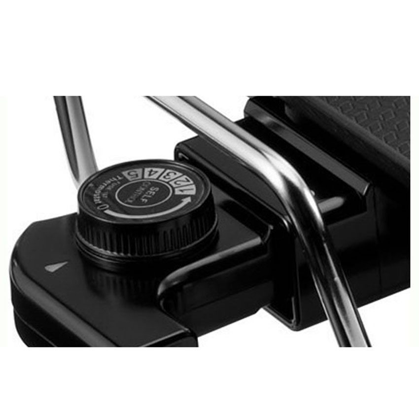 Nút vặn của vỉ nướng điện Cuchen CHG-G2000W