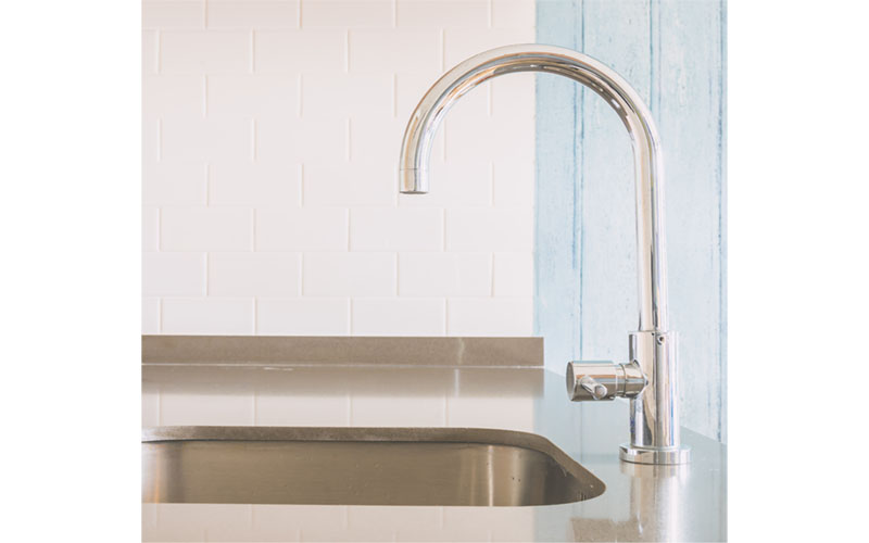 Vòi inox rửa chén Malloca K569-C - Hàng chính hãng