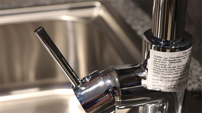 Vòi nóng lạnh dây rút Malloca K119N9 - Hàng chính hãng