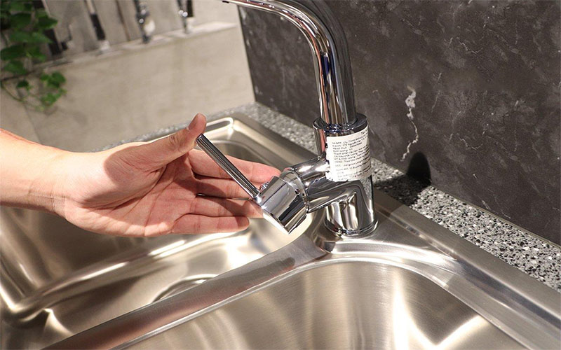 Vòi nóng lạnh dây rút Malloca K119N9 - Hàng chính hãng