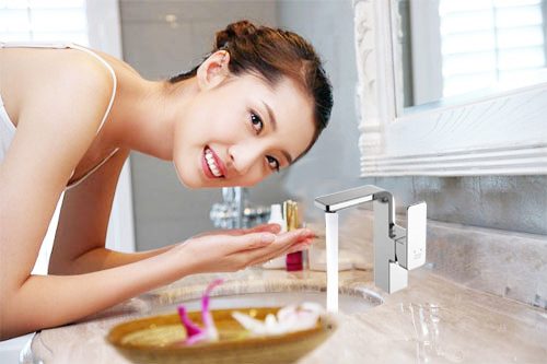 Chức năng của vòi rửa mặt nóng lạnh American Standard WF-1305