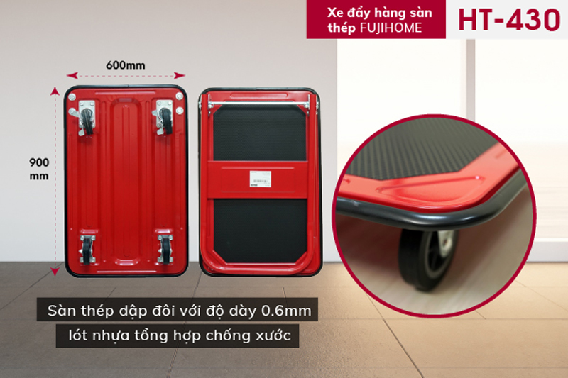 Mặt sàn rộng được làm từ thép chống gỉ có lớp nhựa chống trơn trượt hàng hóa