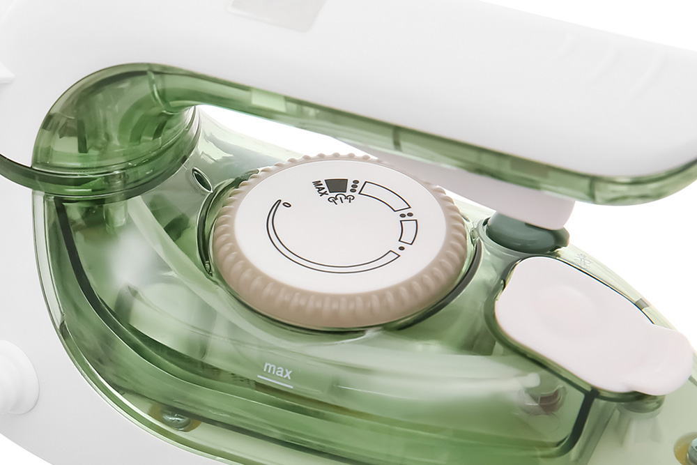 Bàn ủi hơi nước Bluestone SIB-3819 - Hàng chính hãng