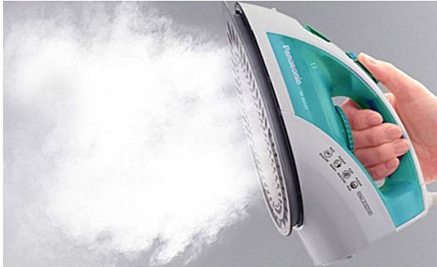 Bàn ủi Panasonic NI-E410TMRA 