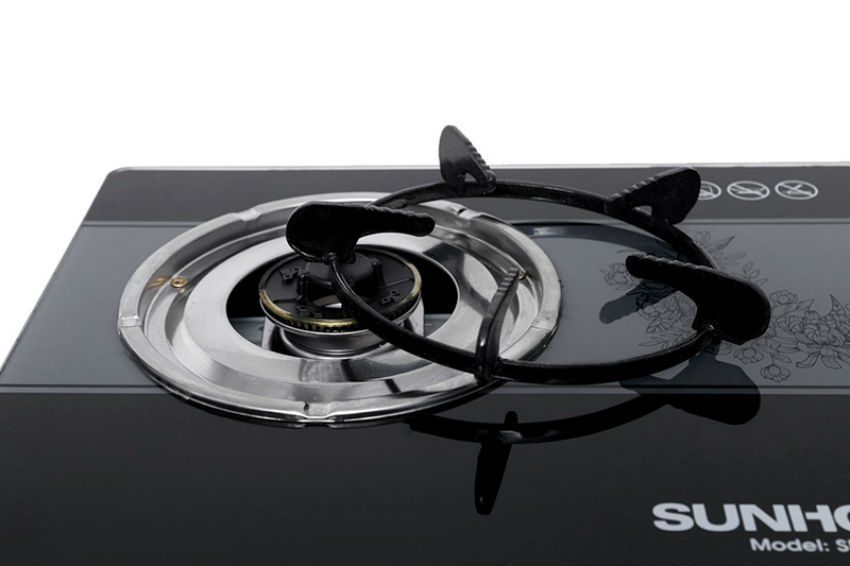  Bếp gas dương kính Sunhouse SHB306MT 