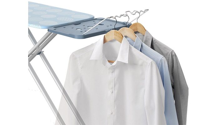 giá treo quần áo cầu bàn ủi Philips GC220