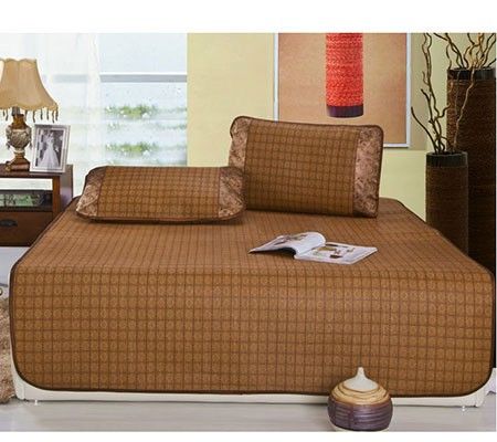Chiếu điều hòa Kiko được làm từ sợi mây tự nhiên