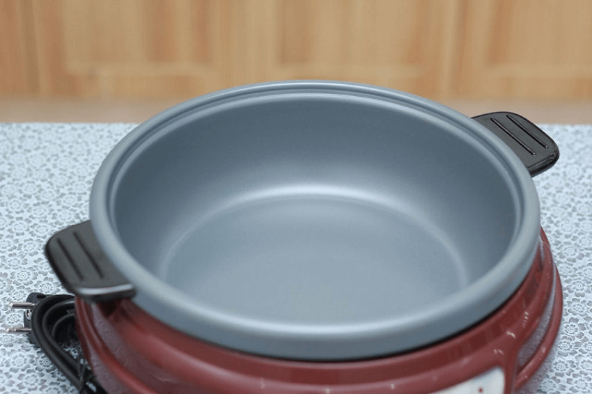 Lòng nồi chống dính cao cấp