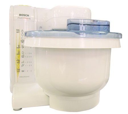 Bosch MUM4600 thiết kế  thố đựng làm bằng nhựa cao cấp