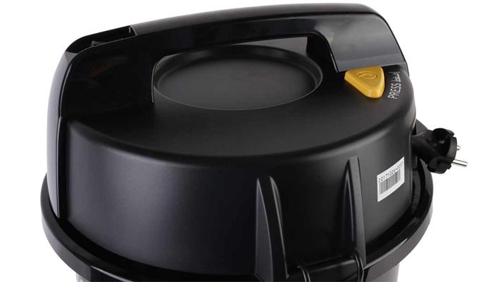 Máy hút bụi Panasonic PAHB-MC-YL637SN49