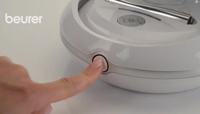 máy massage  trị liệu da mặt FC100