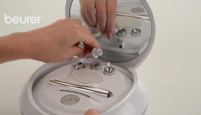 máy massage  trị liệu da mặt FC100