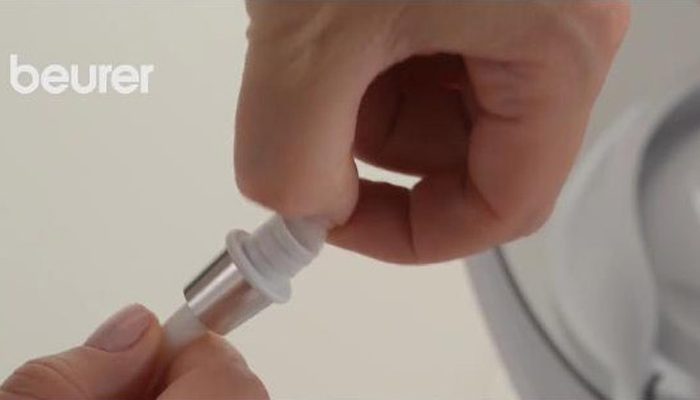 máy massage  trị liệu da mặt FC100