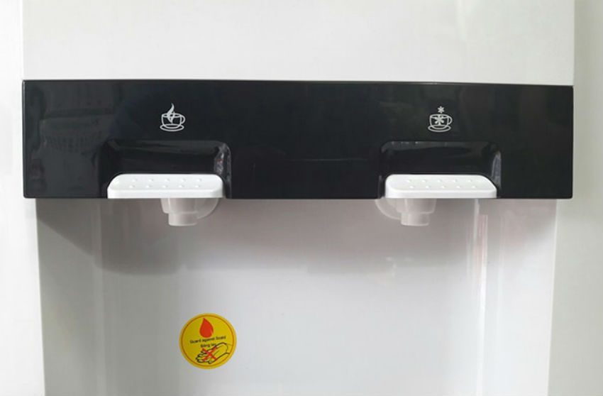 Cây nước nóng lạnh Kangaroo KG36H  2 vòi rieng biệt