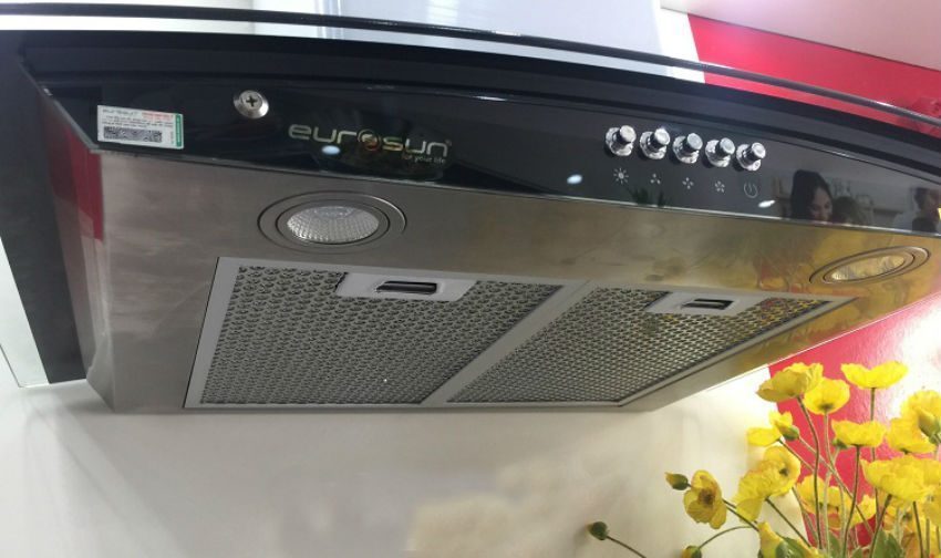 phím điều khiển Máy hút khử mùi áp tường Eurosun EH-70K10S