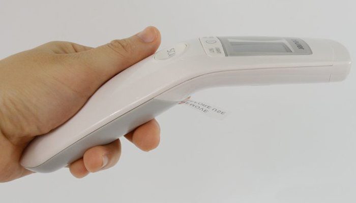 Nhiệt kế điện tử Beurer JFT90 đo được nhiệt độ phòng