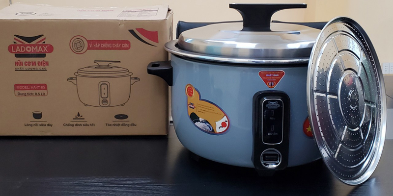 Nồi cơm điện nắp rời Ladomax HA-7185 (8.5 lít) - Hàng chính hãng