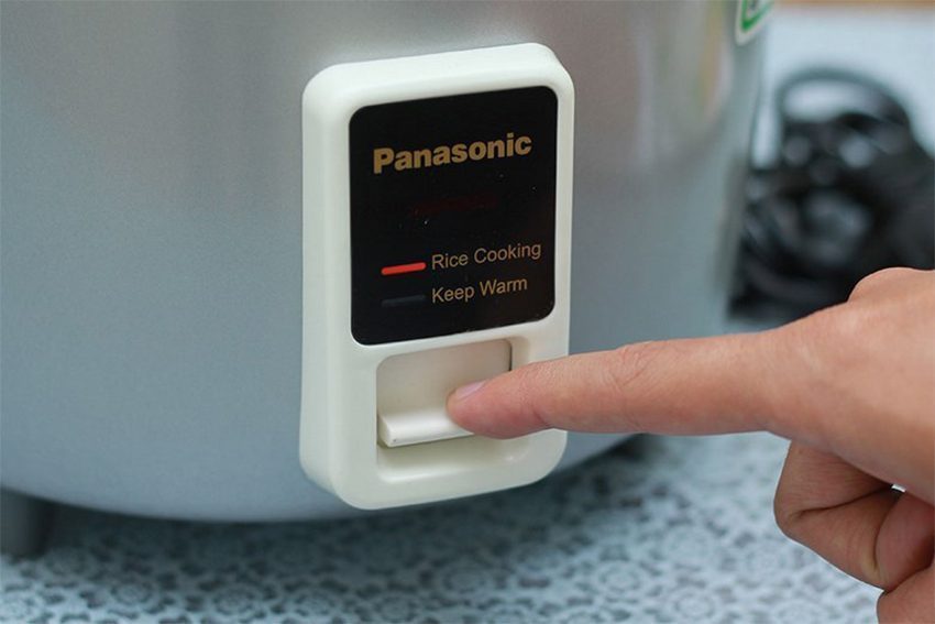 Nồi cơm điện Panasonic PANC-SR-W18GS - Hàng chính hãng