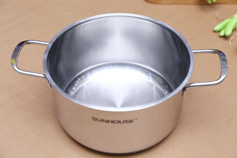 Quai cầm của nồi inox 3 đáy Sunhouse SHG24120