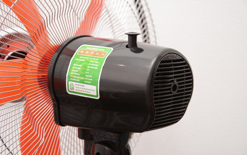 Quạt bàn B4 mạ crom Senko B118-XI - Hàng chính hãng