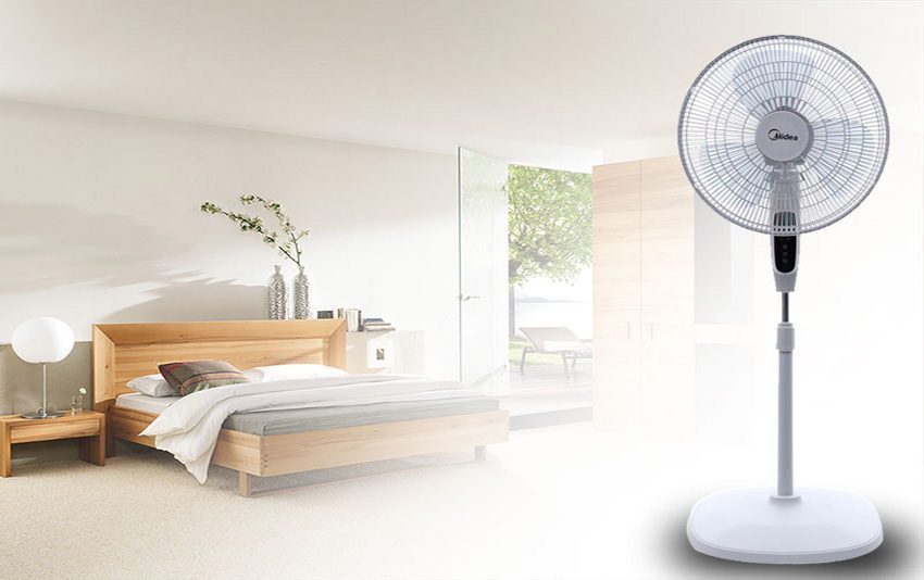 Quạt đứng có điều khiển Midea FS40-17FRB - Hàng chính hãng