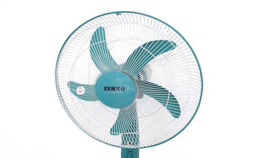 lồng quạt đứng có hẹn giờ Senko DH873 đan khít