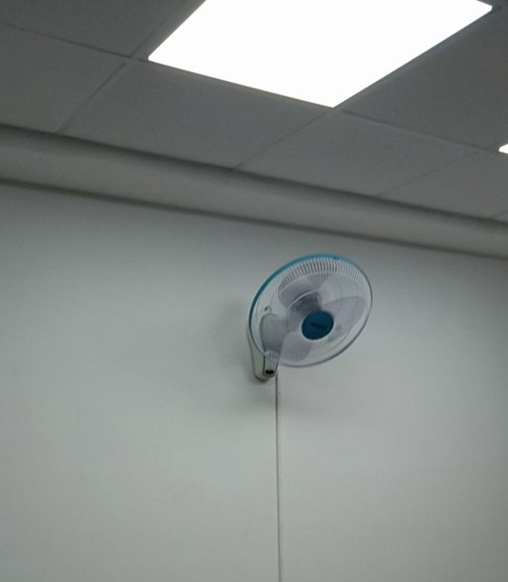 Quạt treo tường Senko TR1683 - Hàng chính hãng