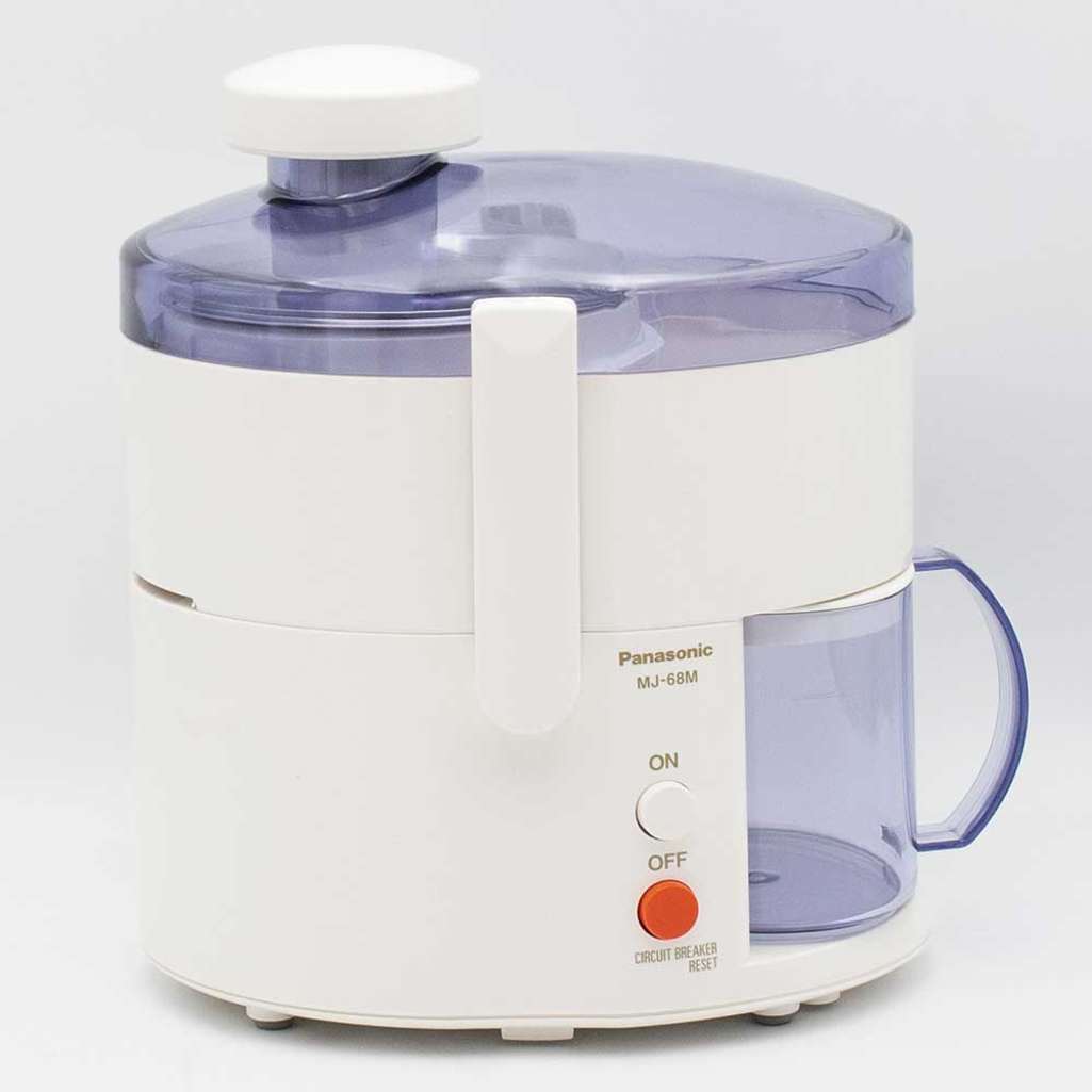 Máy ép trái cây Panasonic MJ-68MWRA - Hàng chính hãng