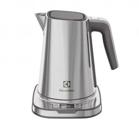 Ấm nước điện Electrolux EEK7804S - Hàng chính hãng