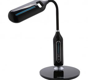 Đèn bàn chống cận thị Tiross TS1813 - Hàng chính hãng