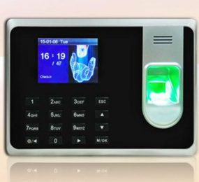 Máy chấm công Ronald Jack Gigata T8A - Hàng chính hãng