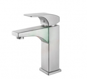 Vòi lavabo nóng lạnh Roland RL-888